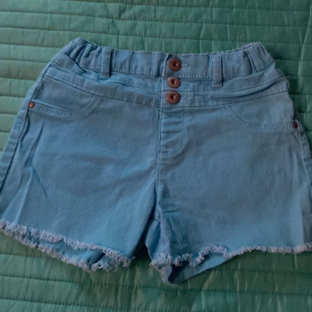 Jordache Short - Picture 5 of 7